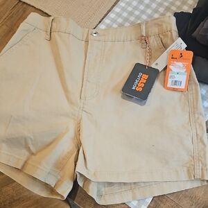 Bass Outdoor Irish Cream Shorts